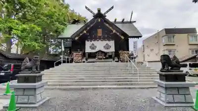 札幌諏訪神社の本殿・本堂
