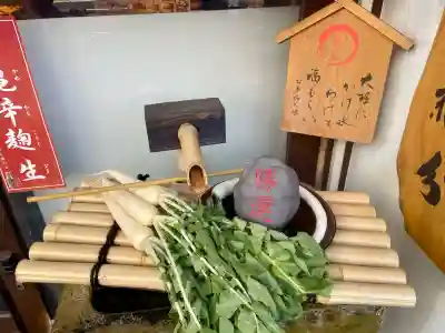 勝運稲荷の{uncategorized: "未分類", other: "その他", undefined: "問題あり", building: "その他建物", grave: "お墓", sacred_gate: "鳥居", guardian: "狛犬", statue: "像", buddha: "仏像", history: "歴史", nature: "自然", garden: "庭園", animal: "動物", pagoda: "塔", temizu: "手水舎", mountain_gate: "山門・神門", sanctuary: "本殿・本堂", subordinate: "末社・摂社", art: "芸術", scenery: "景色", jizo: "地蔵", ema: "絵馬", goshuin: "御朱印", omikuji: "おみくじ", items: "授与品その他", amulet: "お守り", goshuincho: "御朱印帳", eats: "食事", festival: "お祭り", votive_dance: "神楽", shichigosan: "七五三参", wedding: "結婚式", experience: "体験その他", initially: "初詣", around: "周辺", anti_infection: "感染症対策"}