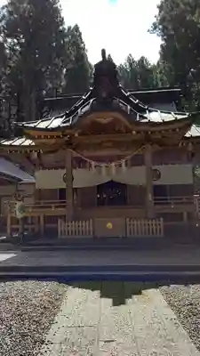 御岩神社の本殿・本堂