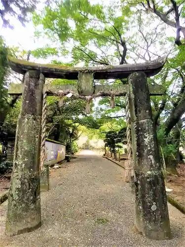 妻山神社の鳥居