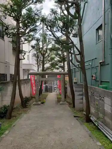 正一位稲荷大明神の鳥居