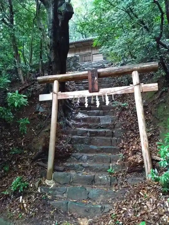 岩畳神社の鳥居