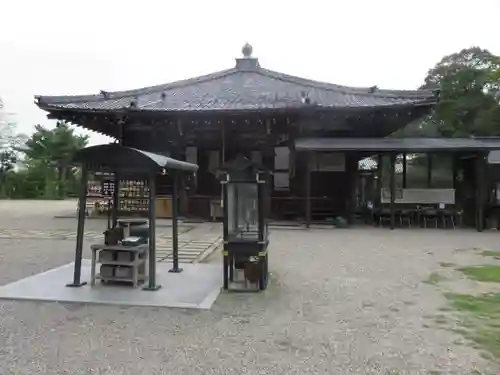 大安寺の建物その他