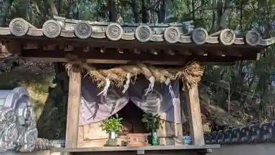 岩崎神社の本殿・本堂