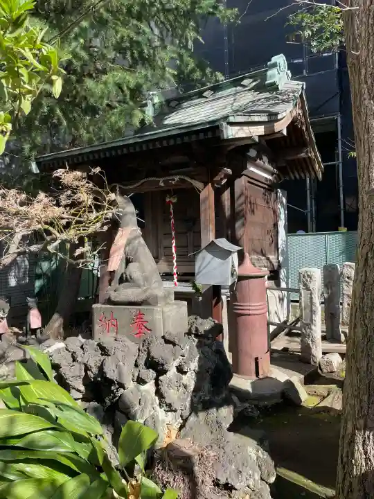 三峯神社の{uncategorized: "未分類", other: "その他", undefined: "問題あり", building: "その他建物", grave: "お墓", sacred_gate: "鳥居", guardian: "狛犬", statue: "像", buddha: "仏像", history: "歴史", nature: "自然", garden: "庭園", animal: "動物", pagoda: "塔", temizu: "手水舎", mountain_gate: "山門・神門", sanctuary: "本殿・本堂", subordinate: "末社・摂社", art: "芸術", scenery: "景色", jizo: "地蔵", ema: "絵馬", goshuin: "御朱印", omikuji: "おみくじ", items: "授与品その他", amulet: "お守り", goshuincho: "御朱印帳", eats: "食事", festival: "お祭り", votive_dance: "神楽", shichigosan: "七五三参", wedding: "結婚式", experience: "体験その他", initially: "初詣", around: "周辺", anti_infection: "感染症対策"}