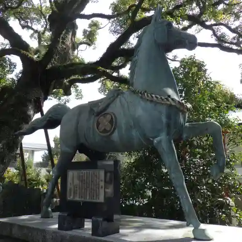 津田八幡神社の狛犬