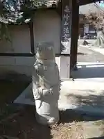 法雲寺の像