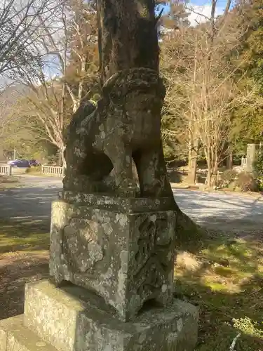 雲八幡宮の狛犬