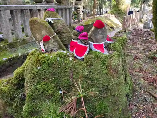 高野山金剛峯寺奥の院(和歌山県)