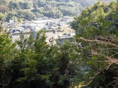 祐徳稲荷神社の{uncategorized: "未分類", other: "その他", undefined: "問題あり", building: "その他建物", grave: "お墓", sacred_gate: "鳥居", guardian: "狛犬", statue: "像", buddha: "仏像", history: "歴史", nature: "自然", garden: "庭園", animal: "動物", pagoda: "塔", temizu: "手水舎", mountain_gate: "山門・神門", sanctuary: "本殿・本堂", subordinate: "末社・摂社", art: "芸術", scenery: "景色", jizo: "地蔵", ema: "絵馬", goshuin: "御朱印", omikuji: "おみくじ", items: "授与品その他", amulet: "お守り", goshuincho: "御朱印帳", eats: "食事", festival: "お祭り", votive_dance: "神楽", shichigosan: "七五三参", wedding: "結婚式", experience: "体験その他", initially: "初詣", around: "周辺", anti_infection: "感染症対策"}