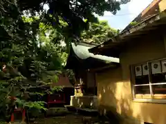 高屋神社の建物その他