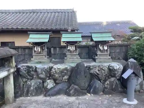 堤治神社の末社・摂社