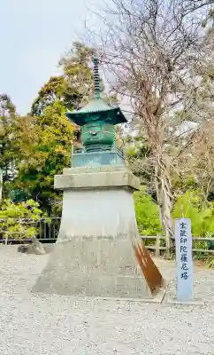 笠森寺の{uncategorized: "未分類", other: "その他", undefined: "問題あり", building: "その他建物", grave: "お墓", sacred_gate: "鳥居", guardian: "狛犬", statue: "像", buddha: "仏像", history: "歴史", nature: "自然", garden: "庭園", animal: "動物", pagoda: "塔", temizu: "手水舎", mountain_gate: "山門・神門", sanctuary: "本殿・本堂", subordinate: "末社・摂社", art: "芸術", scenery: "景色", jizo: "地蔵", ema: "絵馬", goshuin: "御朱印", omikuji: "おみくじ", items: "授与品その他", amulet: "お守り", goshuincho: "御朱印帳", eats: "食事", festival: "お祭り", votive_dance: "神楽", shichigosan: "七五三参", wedding: "結婚式", experience: "体験その他", initially: "初詣", around: "周辺", anti_infection: "感染症対策"}