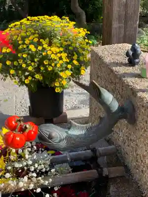 水堂須佐男神社の手水舎
