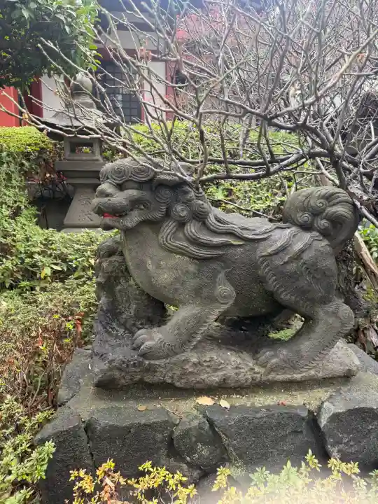 東大島神社の{uncategorized: "未分類", other: "その他", undefined: "問題あり", building: "その他建物", grave: "お墓", sacred_gate: "鳥居", guardian: "狛犬", statue: "像", buddha: "仏像", history: "歴史", nature: "自然", garden: "庭園", animal: "動物", pagoda: "塔", temizu: "手水舎", mountain_gate: "山門・神門", sanctuary: "本殿・本堂", subordinate: "末社・摂社", art: "芸術", scenery: "景色", jizo: "地蔵", ema: "絵馬", goshuin: "御朱印", omikuji: "おみくじ", items: "授与品その他", amulet: "お守り", goshuincho: "御朱印帳", eats: "食事", festival: "お祭り", votive_dance: "神楽", shichigosan: "七五三参", wedding: "結婚式", experience: "体験その他", initially: "初詣", around: "周辺", anti_infection: "感染症対策"}