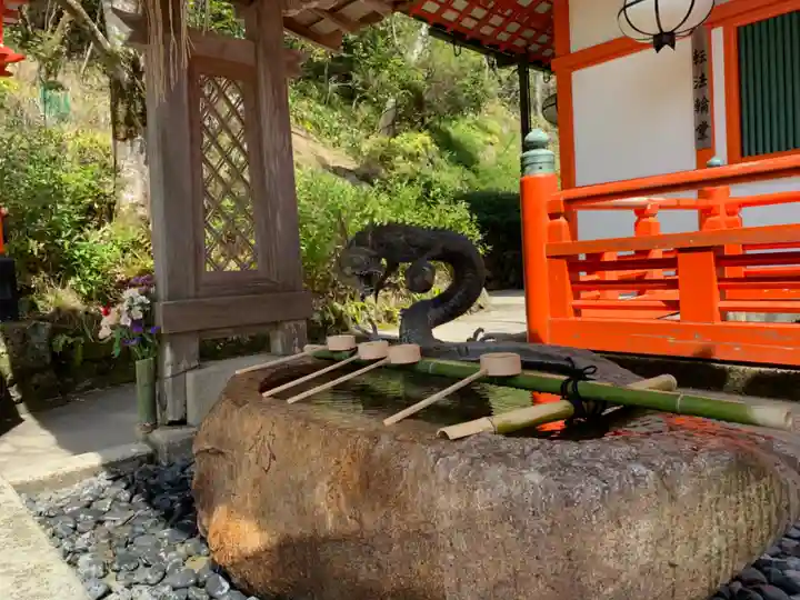 鞍馬寺の手水舎