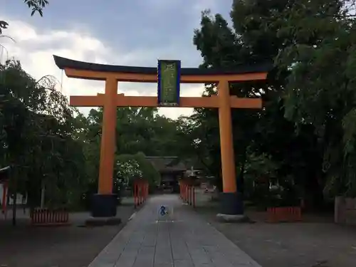 平野神社の鳥居