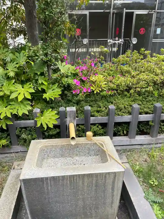 最上稲荷の{uncategorized: "未分類", other: "その他", undefined: "問題あり", building: "その他建物", grave: "お墓", sacred_gate: "鳥居", guardian: "狛犬", statue: "像", buddha: "仏像", history: "歴史", nature: "自然", garden: "庭園", animal: "動物", pagoda: "塔", temizu: "手水舎", mountain_gate: "山門・神門", sanctuary: "本殿・本堂", subordinate: "末社・摂社", art: "芸術", scenery: "景色", jizo: "地蔵", ema: "絵馬", goshuin: "御朱印", omikuji: "おみくじ", items: "授与品その他", amulet: "お守り", goshuincho: "御朱印帳", eats: "食事", festival: "お祭り", votive_dance: "神楽", shichigosan: "七五三参", wedding: "結婚式", experience: "体験その他", initially: "初詣", around: "周辺", anti_infection: "感染症対策"}
