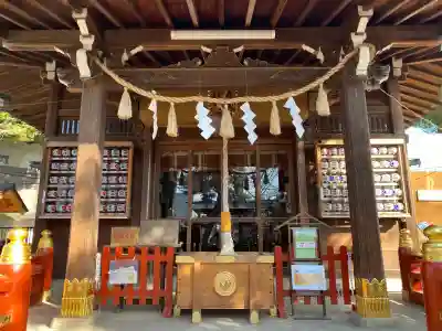 五方山熊野神社の{uncategorized: "未分類", other: "その他", undefined: "問題あり", building: "その他建物", grave: "お墓", sacred_gate: "鳥居", guardian: "狛犬", statue: "像", buddha: "仏像", history: "歴史", nature: "自然", garden: "庭園", animal: "動物", pagoda: "塔", temizu: "手水舎", mountain_gate: "山門・神門", sanctuary: "本殿・本堂", subordinate: "末社・摂社", art: "芸術", scenery: "景色", jizo: "地蔵", ema: "絵馬", goshuin: "御朱印", omikuji: "おみくじ", items: "授与品その他", amulet: "お守り", goshuincho: "御朱印帳", eats: "食事", festival: "お祭り", votive_dance: "神楽", shichigosan: "七五三参", wedding: "結婚式", experience: "体験その他", initially: "初詣", around: "周辺", anti_infection: "感染症対策"}