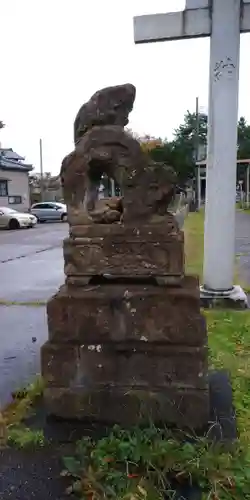 諏訪神社の狛犬