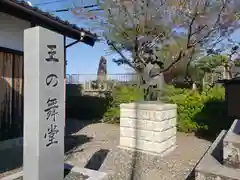 宇波西神社の建物その他