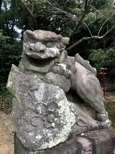 須賀神社の狛犬