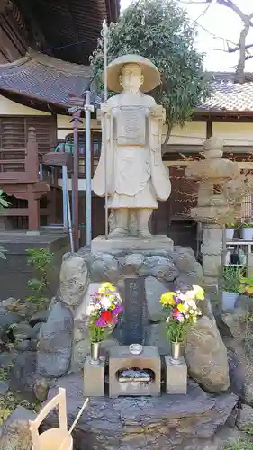 願成寺の像