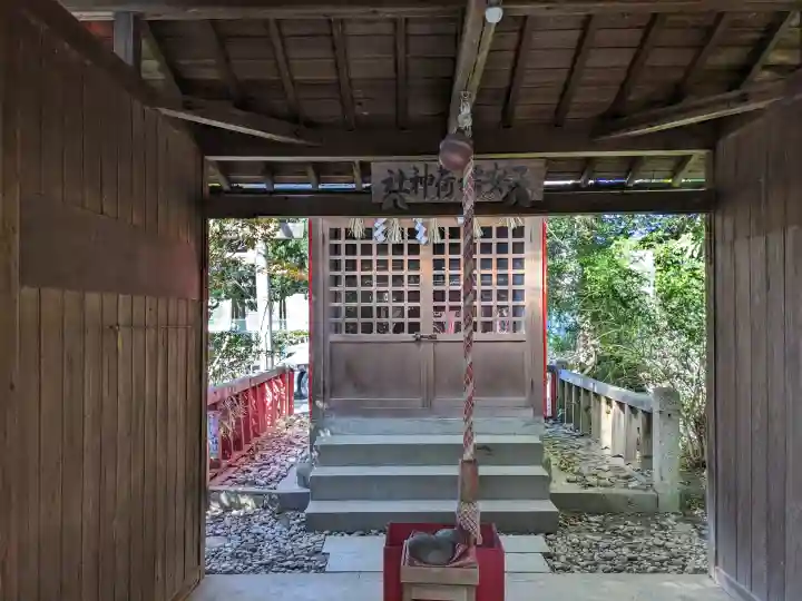 立坂神社の{uncategorized: "未分類", other: "その他", undefined: "問題あり", building: "その他建物", grave: "お墓", sacred_gate: "鳥居", guardian: "狛犬", statue: "像", buddha: "仏像", history: "歴史", nature: "自然", garden: "庭園", animal: "動物", pagoda: "塔", temizu: "手水舎", mountain_gate: "山門・神門", sanctuary: "本殿・本堂", subordinate: "末社・摂社", art: "芸術", scenery: "景色", jizo: "地蔵", ema: "絵馬", goshuin: "御朱印", omikuji: "おみくじ", items: "授与品その他", amulet: "お守り", goshuincho: "御朱印帳", eats: "食事", festival: "お祭り", votive_dance: "神楽", shichigosan: "七五三参", wedding: "結婚式", experience: "体験その他", initially: "初詣", around: "周辺", anti_infection: "感染症対策"}