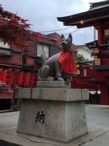 市谷亀岡八幡宮の狛犬