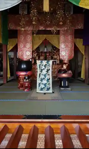 龍蔵寺の本殿・本堂