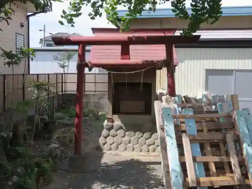 大和神社の末社