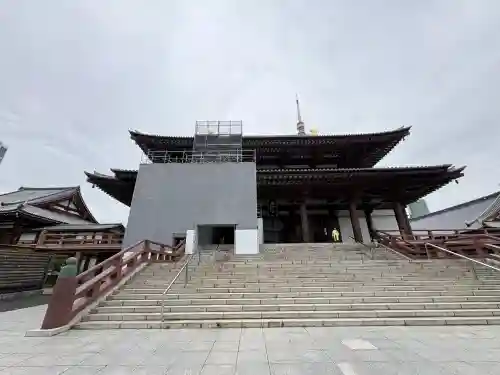 増上寺の{uncategorized: "未分類", other: "その他", undefined: "問題あり", building: "その他建物", grave: "お墓", sacred_gate: "鳥居", guardian: "狛犬", statue: "像", buddha: "仏像", history: "歴史", nature: "自然", garden: "庭園", animal: "動物", pagoda: "塔", temizu: "手水舎", mountain_gate: "山門・神門", sanctuary: "本殿・本堂", subordinate: "末社・摂社", art: "芸術", scenery: "景色", jizo: "地蔵", ema: "絵馬", goshuin: "御朱印", omikuji: "おみくじ", items: "授与品その他", amulet: "お守り", goshuincho: "御朱印帳", eats: "食事", festival: "お祭り", votive_dance: "神楽", shichigosan: "七五三参", wedding: "結婚式", experience: "体験その他", initially: "初詣", around: "周辺", anti_infection: "感染症対策"}