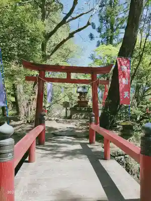 間々田八幡宮の鳥居