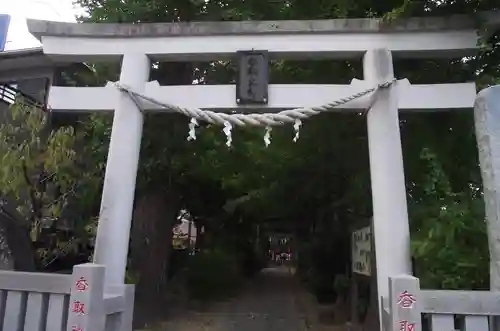 越谷香取神社の鳥居