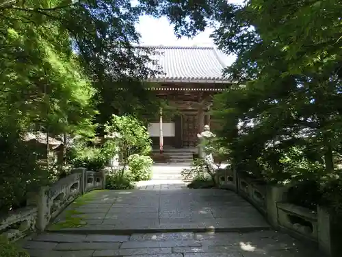 舎那院の本殿・本堂