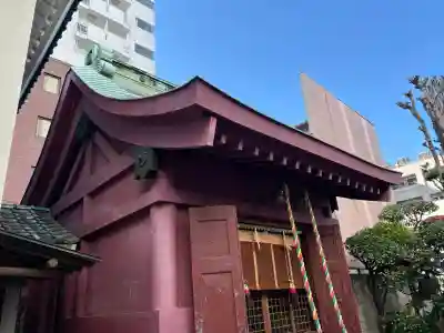 笠間稲荷神社 東京別社の{uncategorized: "未分類", other: "その他", undefined: "問題あり", building: "その他建物", grave: "お墓", sacred_gate: "鳥居", guardian: "狛犬", statue: "像", buddha: "仏像", history: "歴史", nature: "自然", garden: "庭園", animal: "動物", pagoda: "塔", temizu: "手水舎", mountain_gate: "山門・神門", sanctuary: "本殿・本堂", subordinate: "末社・摂社", art: "芸術", scenery: "景色", jizo: "地蔵", ema: "絵馬", goshuin: "御朱印", omikuji: "おみくじ", items: "授与品その他", amulet: "お守り", goshuincho: "御朱印帳", eats: "食事", festival: "お祭り", votive_dance: "神楽", shichigosan: "七五三参", wedding: "結婚式", experience: "体験その他", initially: "初詣", around: "周辺", anti_infection: "感染症対策"}