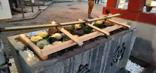浅草神社の手水舎
