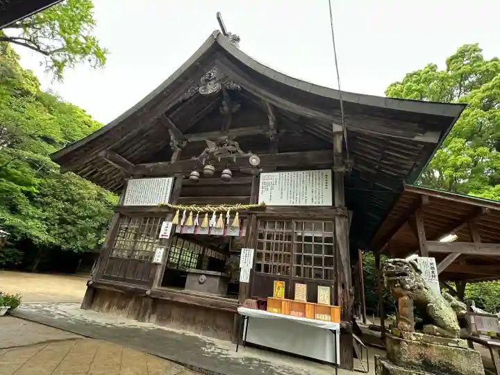 櫻井神社の{uncategorized: "未分類", other: "その他", undefined: "問題あり", building: "その他建物", grave: "お墓", sacred_gate: "鳥居", guardian: "狛犬", statue: "像", buddha: "仏像", history: "歴史", nature: "自然", garden: "庭園", animal: "動物", pagoda: "塔", temizu: "手水舎", mountain_gate: "山門・神門", sanctuary: "本殿・本堂", subordinate: "末社・摂社", art: "芸術", scenery: "景色", jizo: "地蔵", ema: "絵馬", goshuin: "御朱印", omikuji: "おみくじ", items: "授与品その他", amulet: "お守り", goshuincho: "御朱印帳", eats: "食事", festival: "お祭り", votive_dance: "神楽", shichigosan: "七五三参", wedding: "結婚式", experience: "体験その他", initially: "初詣", around: "周辺", anti_infection: "感染症対策"}