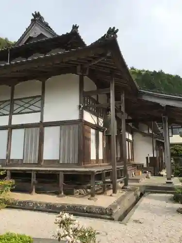 清巌寺の本殿