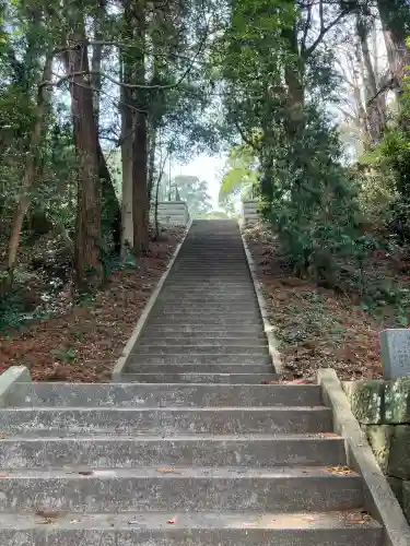 莫越山神社の{uncategorized: "未分類", other: "その他", undefined: "問題あり", building: "その他建物", grave: "お墓", sacred_gate: "鳥居", guardian: "狛犬", statue: "像", buddha: "仏像", history: "歴史", nature: "自然", garden: "庭園", animal: "動物", pagoda: "塔", temizu: "手水舎", mountain_gate: "山門・神門", sanctuary: "本殿・本堂", subordinate: "末社・摂社", art: "芸術", scenery: "景色", jizo: "地蔵", ema: "絵馬", goshuin: "御朱印", omikuji: "おみくじ", items: "授与品その他", amulet: "お守り", goshuincho: "御朱印帳", eats: "食事", festival: "お祭り", votive_dance: "神楽", shichigosan: "七五三参", wedding: "結婚式", experience: "体験その他", initially: "初詣", around: "周辺", anti_infection: "感染症対策"}
