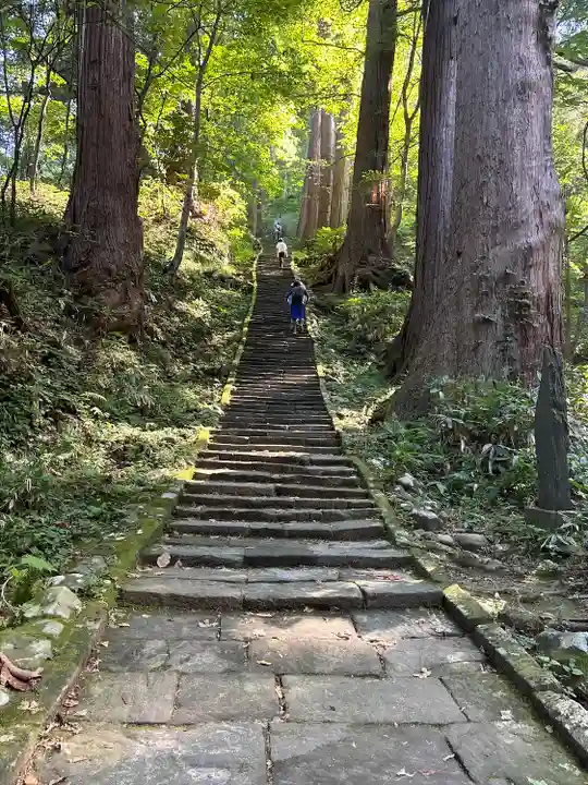 出羽神社(出羽三山神社)~三神合祭殿~(山形県)