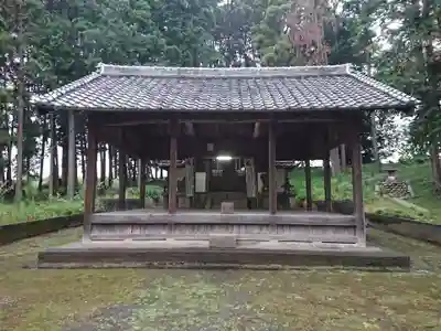 八幡神社の本殿・本堂