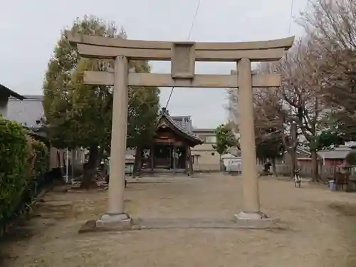 八所社の鳥居