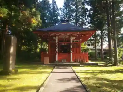 出羽神社(出羽三山神社)~三神合祭殿~の末社・摂社