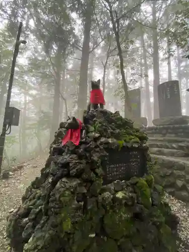 三峯神社の狛犬