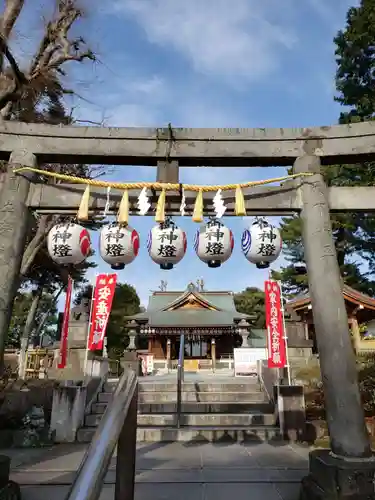 中野沼袋氷川神社の鳥居