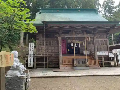 熊野神社の本殿