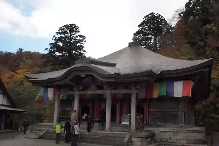 大山寺の本殿・本堂