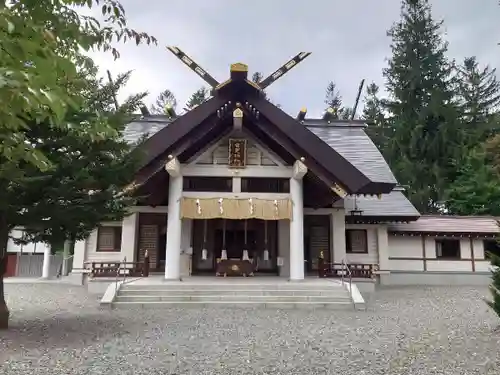 音更神社の本殿