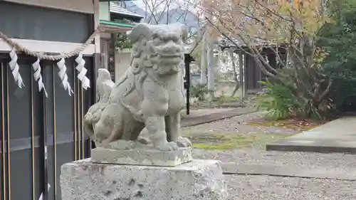 岩井神社の狛犬